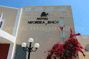 Niforeika Beach Hotel & Bungalows